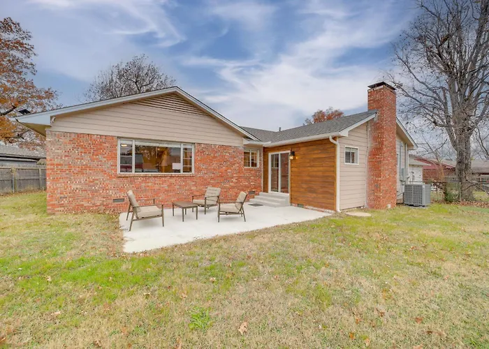 6 Mi To Dtwn: Dog-friendly W/ Yard In Holiday home *